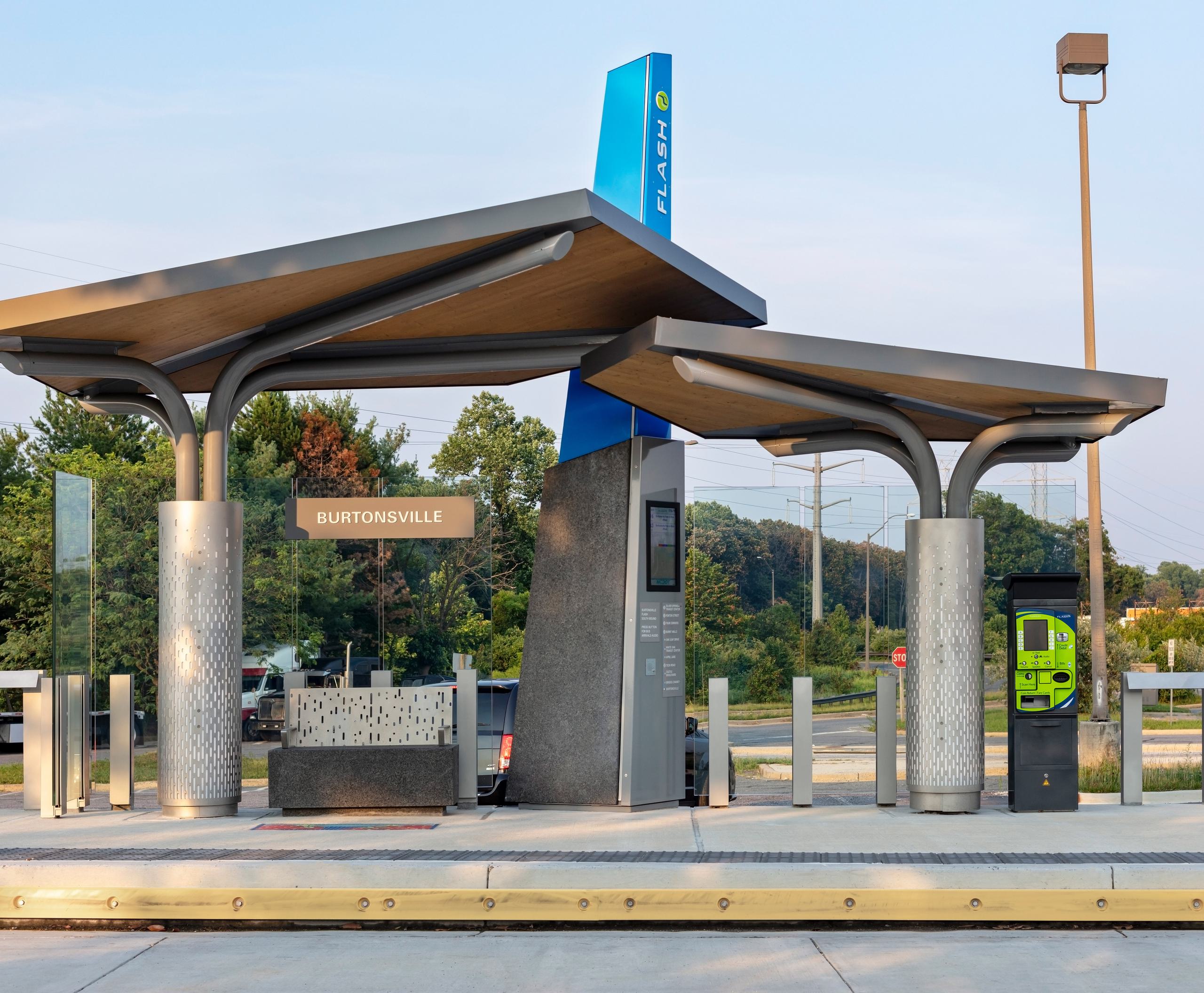 Flat Machine Rta Bus Custom Transit - Landscape Forms
