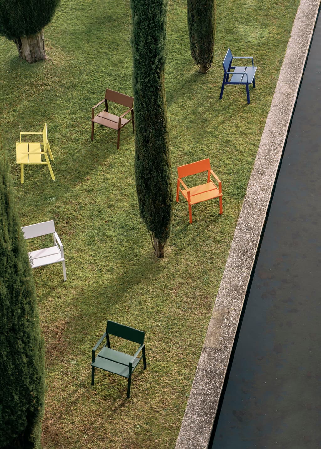 Basic Bench - Landscape Forms