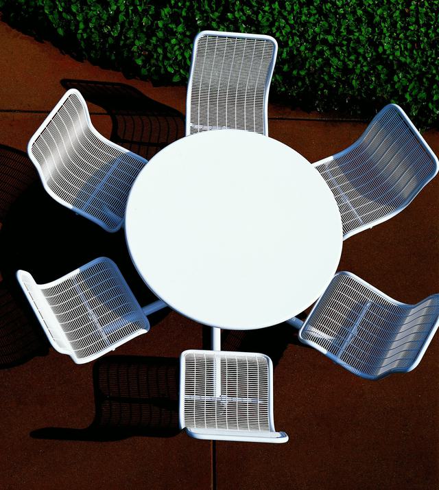 Carousel Table - Landscape Forms