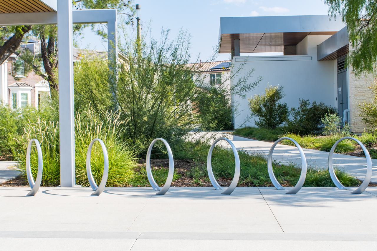 Loop Bike Rack - Landscape Forms
