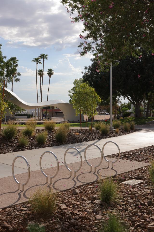 Ring Bike Rack - Landscape Forms