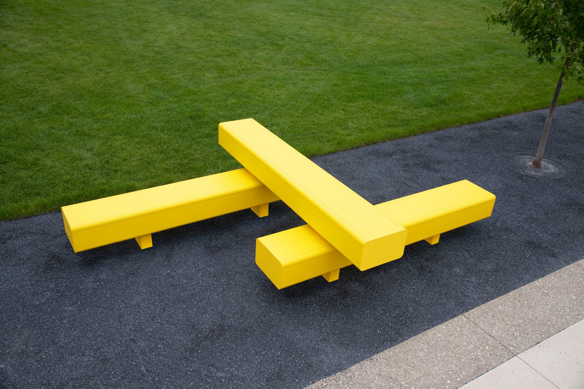 Bench Bottom View Theory - Thick Beam Bench - Landscape Forms