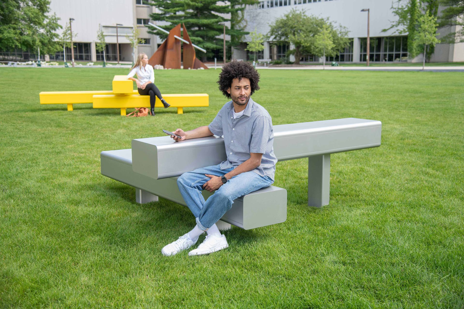 Bench Bottom View Theory - Thick Beam Bench - Landscape Forms